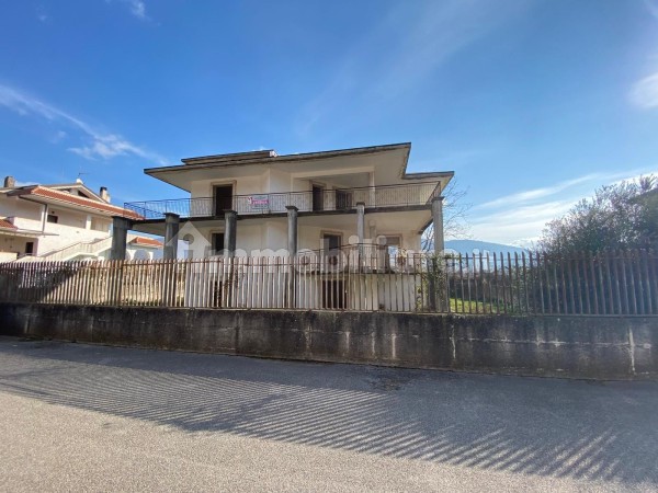 Villa nuova a Mercato San Severino - Villa ristrutturata Mercato San Severino