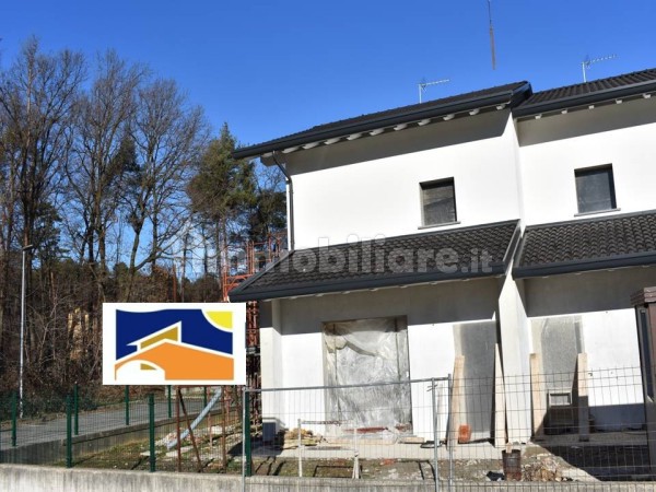 Villa nuova a Brenna - Villa ristrutturata Brenna